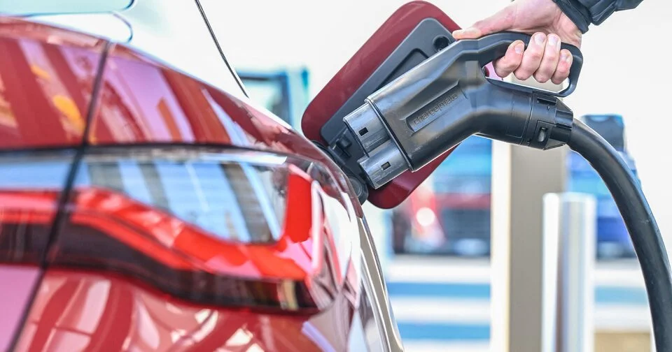 Voitures électriques : Quand les propriétaires font exploser la facture des réparations