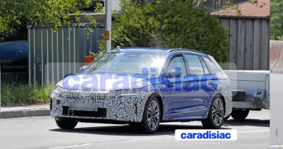 Alors que l’on attend l’arrivée d’un break électrique chez Skoda, la marque tchèque prépare un deuxième restylage de son Octavia Combi.