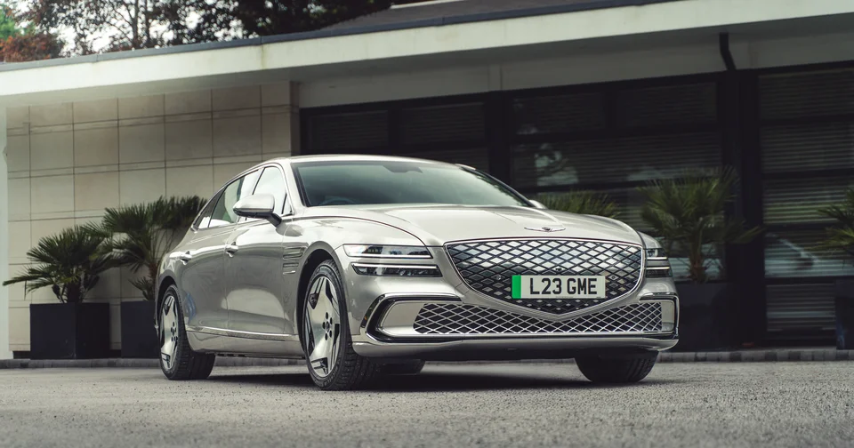 Genesis G80 : la limousine de luxe avec un coffre de Clio