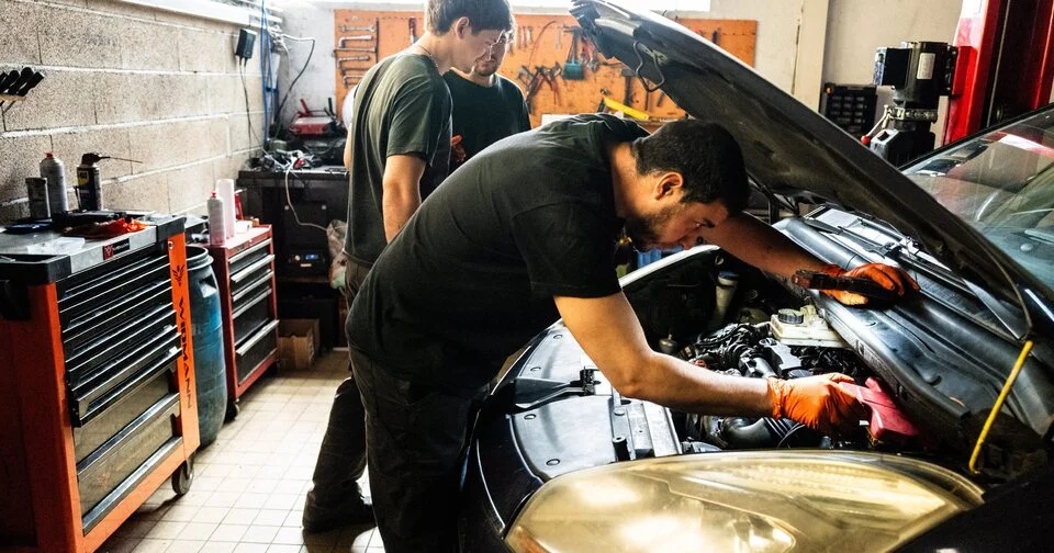 Si vous achetez une Porsche, une Renault ou une Tesla, attention aux coûts des réparations.