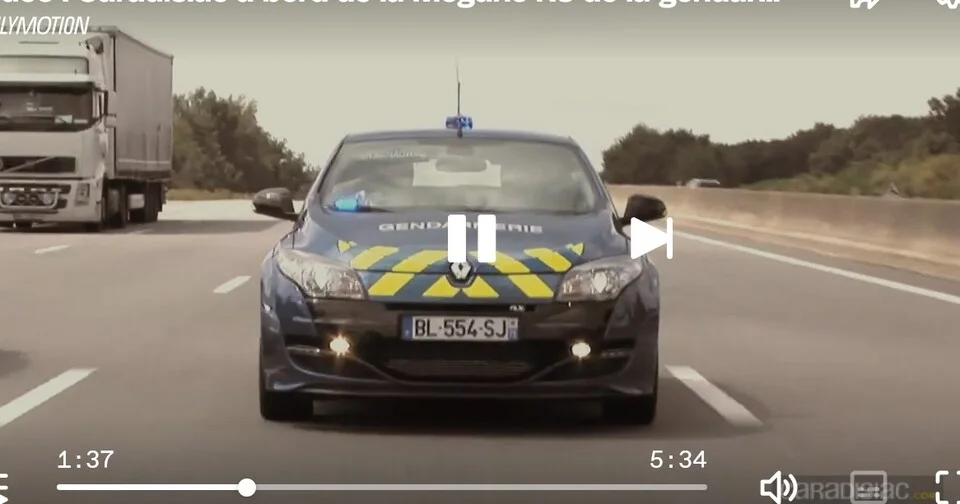 À toute vitesse (série d’été) : le jour où j’ai arrêté un contrevenant avec la Mégane RS des Gendarmes