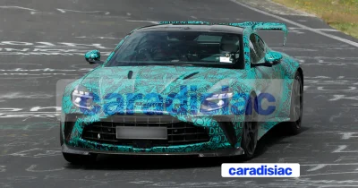 Essais mouvementés pour la future Aston Martin Vantage RS sur le Nürburgring. Ce coupé performant sera présenté à la fin de l’année.