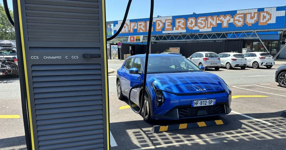 Kia EV4 : profil bas, haute efficience