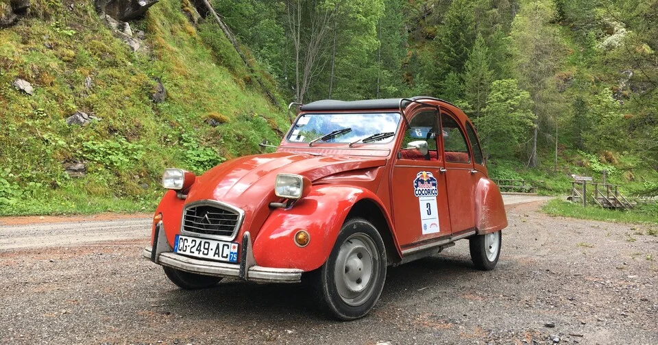 Je l’ai tant aimée après l’avoir tant détestée : la Citroën 2CV