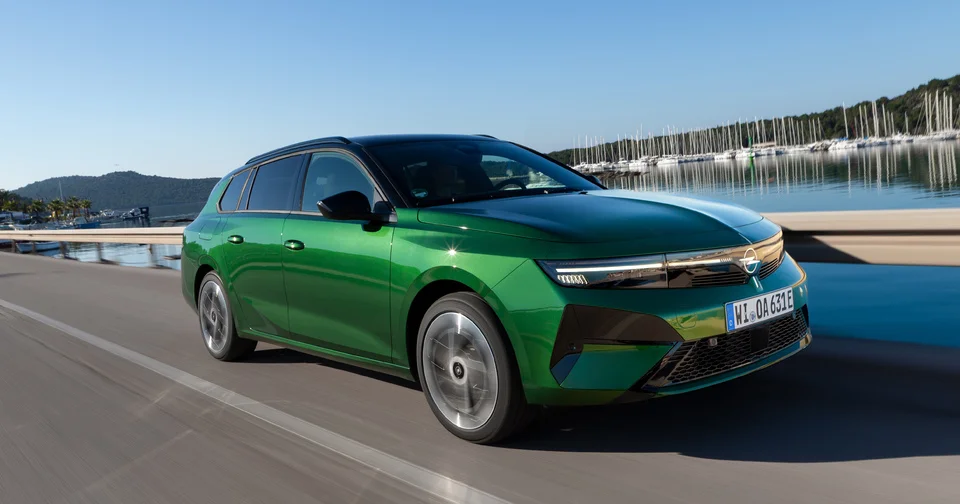Opel Astra Sports Tourer : pourquoi la version la plus chère est une mauvaise idée
