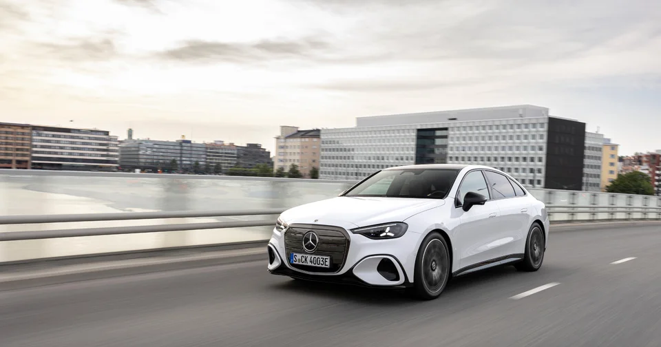 Mercedes Classe C électrique (2026) : a-t-elle les armes pour faire plier sa rivale la BMW i3 ? 