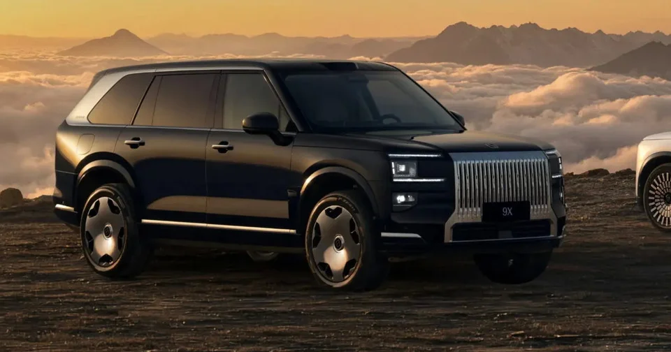 Il quitte la Chine avec son SUV Zeekr et se retrouve empêché de faire le plein pendant 30 heures