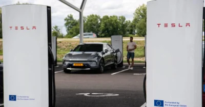 Quelles bornes de charge Tesla sont gratuites près des incendies pour « faciliter les évacuations » ?