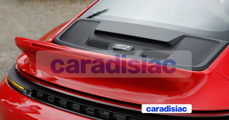 La Porsche GT3 Touring se voit dotée d’un aileron type « queue de canard ». Est-ce une future déclinaison ou une simple option ?