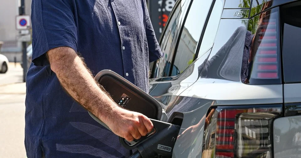 Les flottes d’entreprise s’électrifient rapidement, mais perdent peu à peu leur statut de locomotive du marché national