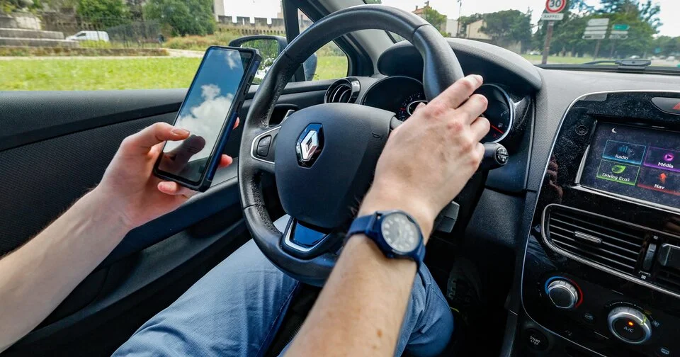 Téléphone au volant : La suspension immédiate du permis de conduire en voie de généralisation 