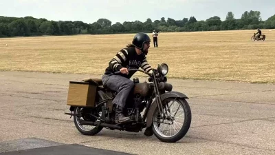 Aquaman passe à l’électrique : Jason Momoa crée les premières Harley-Davidson hybrides rechargeables de l’histoire