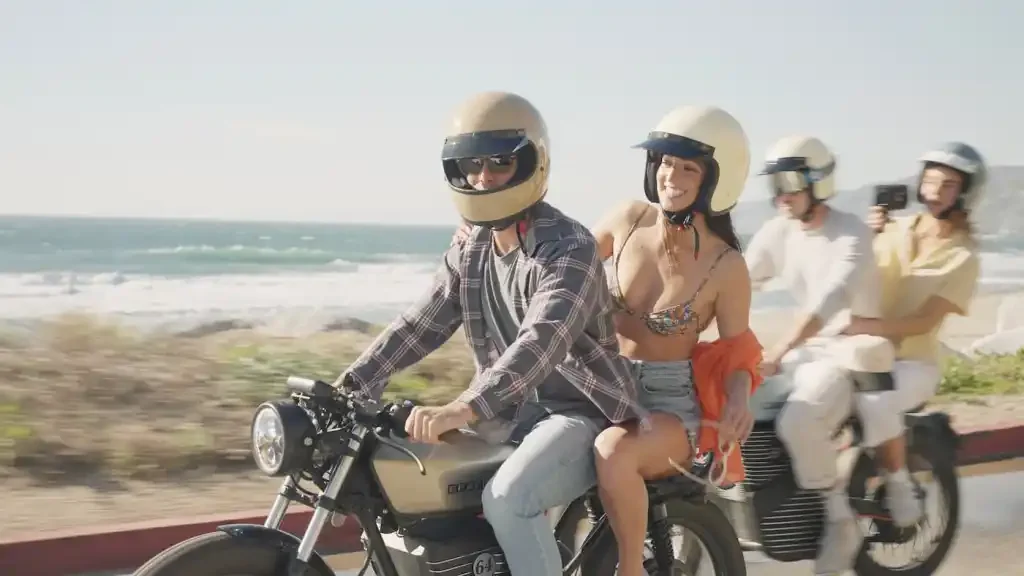 Vélo électrique ou moto 125 ? Le Beachman Aviator refuse de choisir