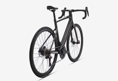 Avec ce nouveau vélo de route électrique, Decathlon ne joue plus dans la même catégorie