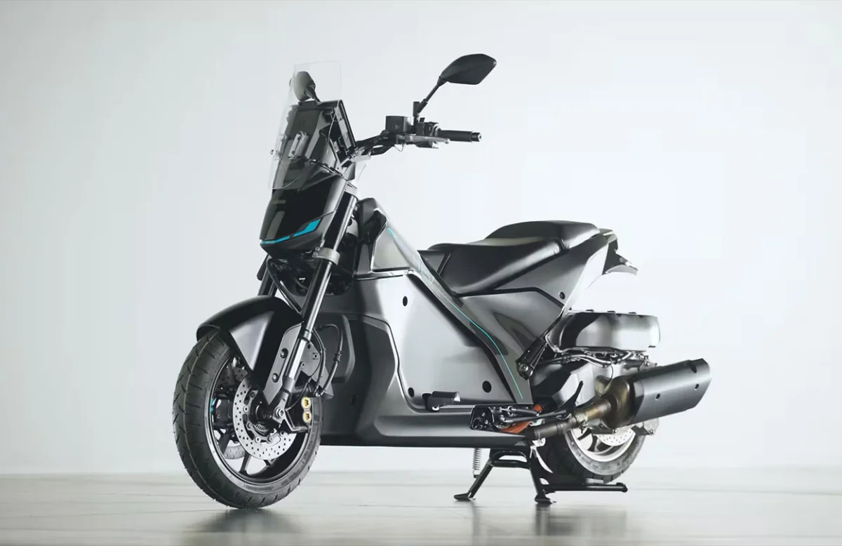 Une moto à trois moteurs : Yamaha dévoile enfin les secrets de son Proto HEV