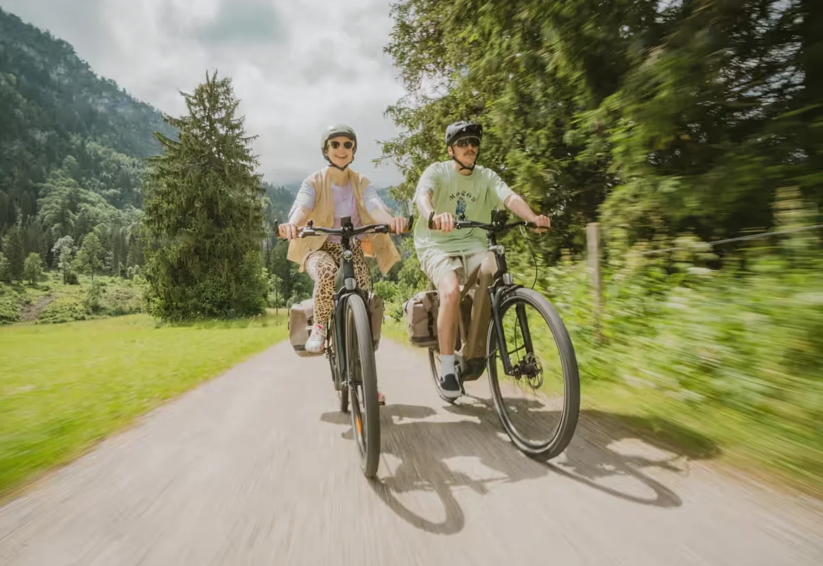 Accessoires vélo indispensables : notre guide 2026 pour rouler en balade, bien équipé et en sécurité