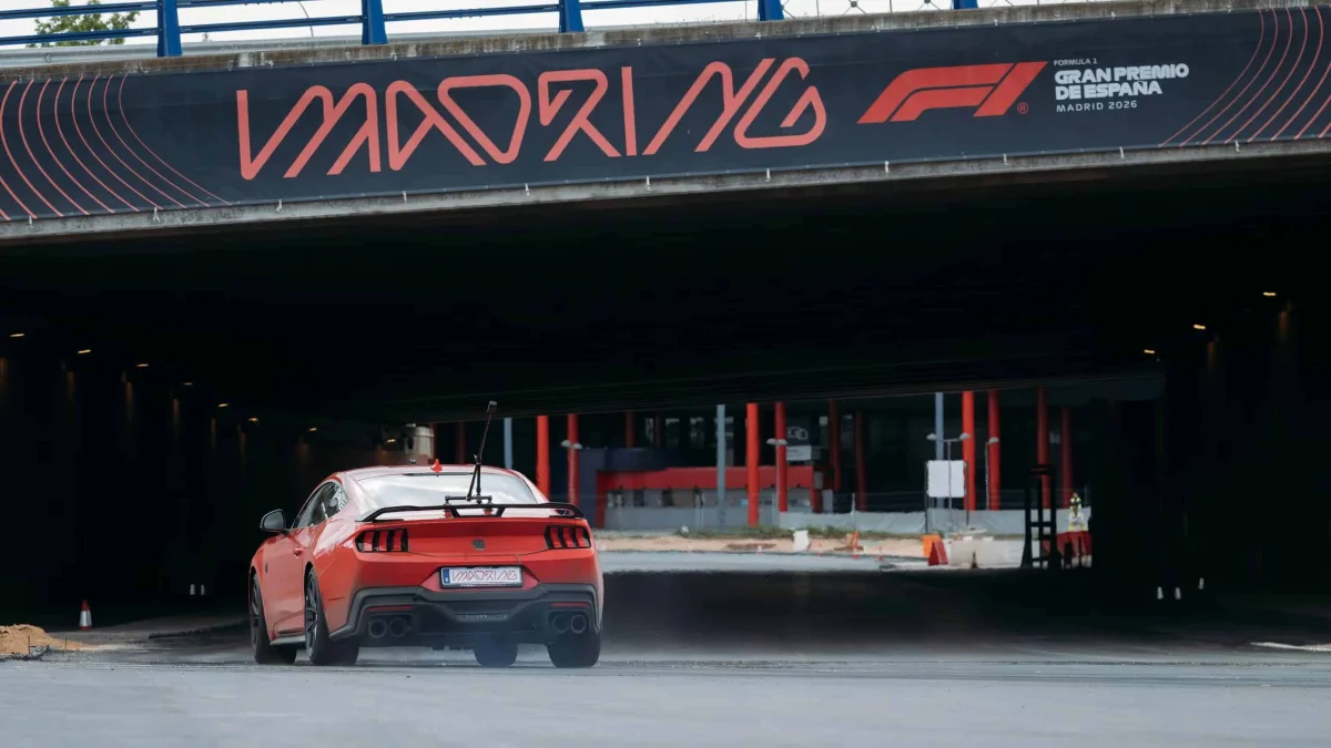 Sainz fait fumer la gomme sur le nouveau circuit de Madrid