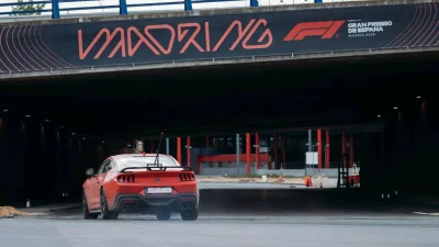 Sainz fait fumer la gomme sur le nouveau circuit de Madrid