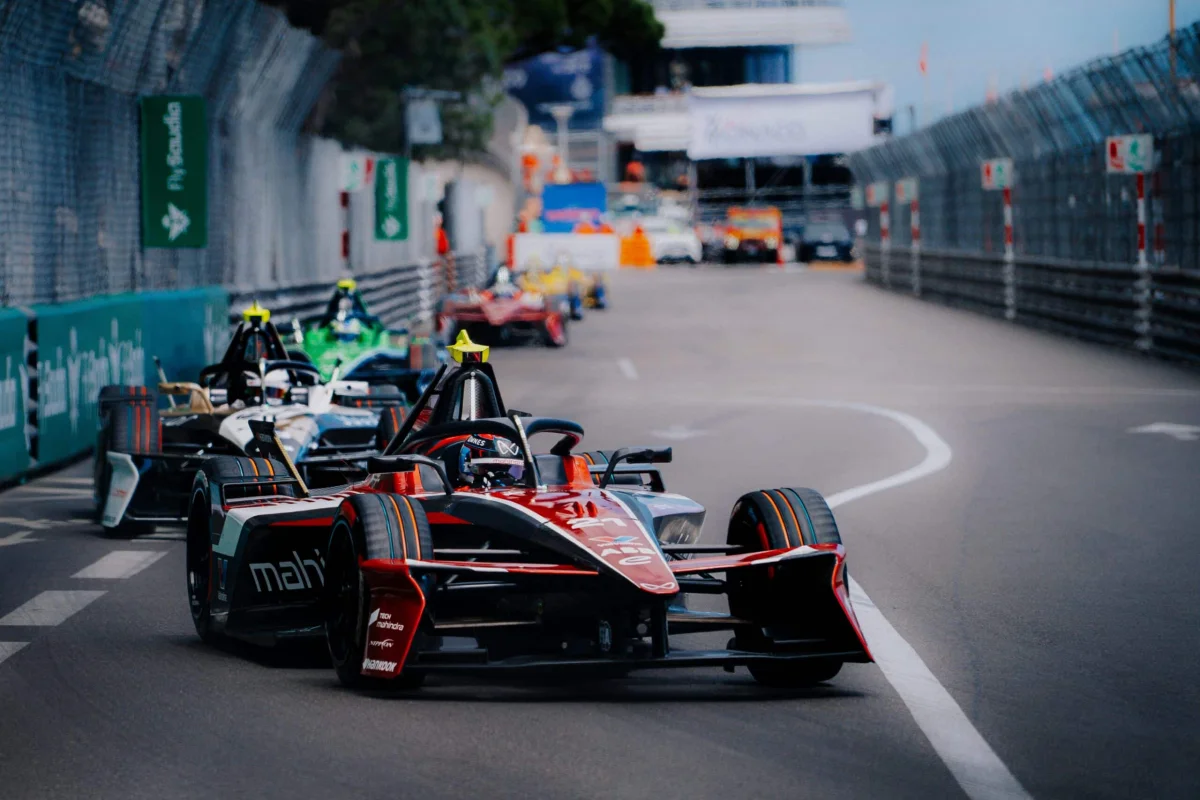 Norris pourrait bientôt piloter une Formula E