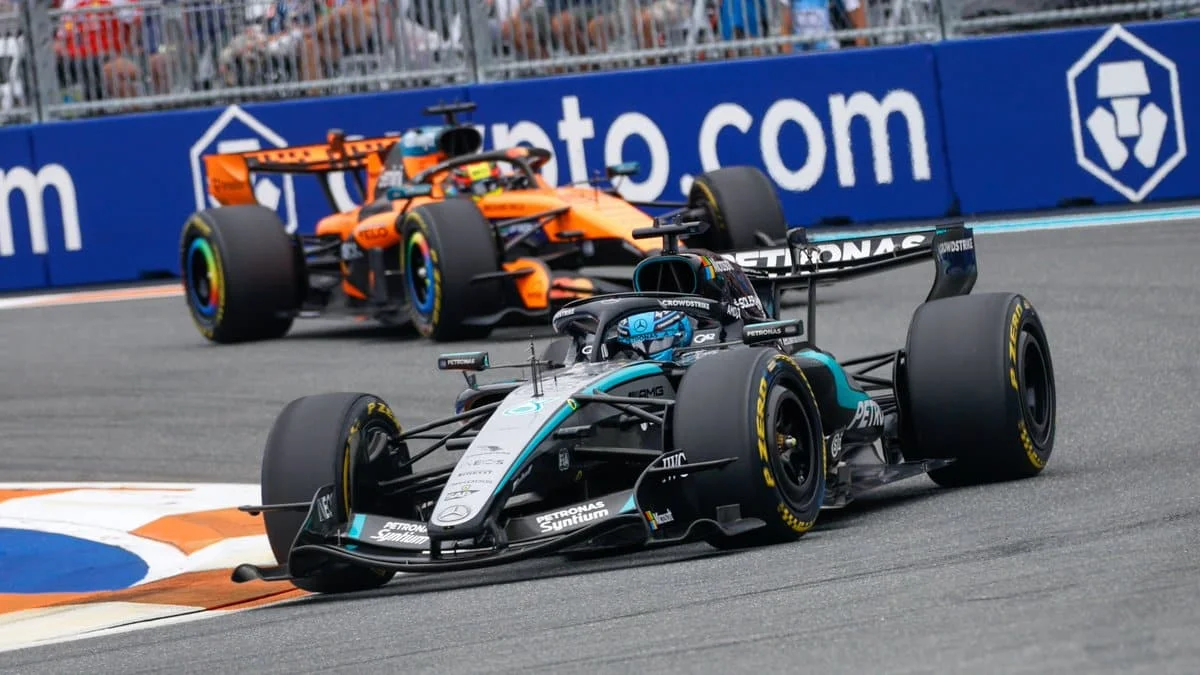 Mercedes sort les armes face à la menace McLaren