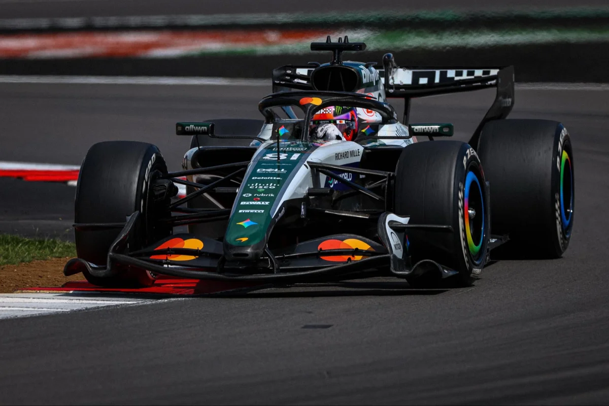 Pourquoi McLaren ne voulait pas du nouveau moteur Mercedes