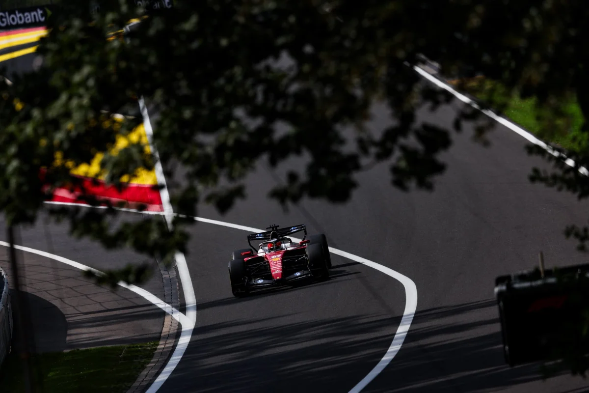 Hamilton et Leclerc échappent à une pénalité sur la grille à Spa