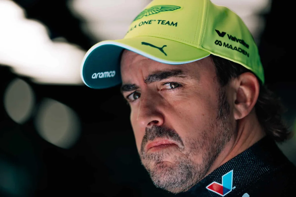 Alonso pose deux conditions pour rester chez Aston Martin