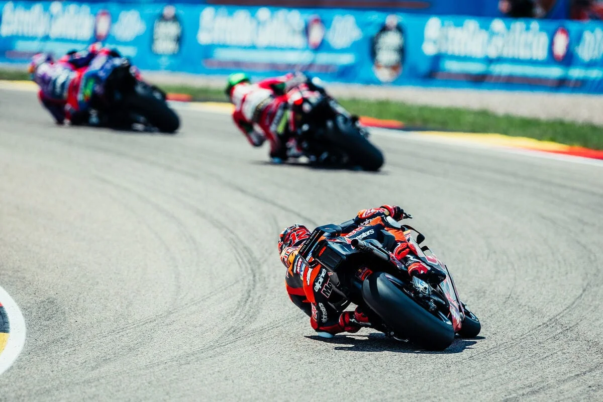 Viñales éteint les rumeurs d'un départ anticipé de KTM : « Je ne courrai pas en Superbike »