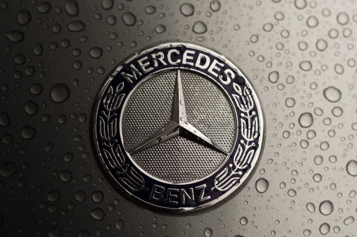 Mercedes-Benz envisage à son tour une percée dans le secteur de la défense