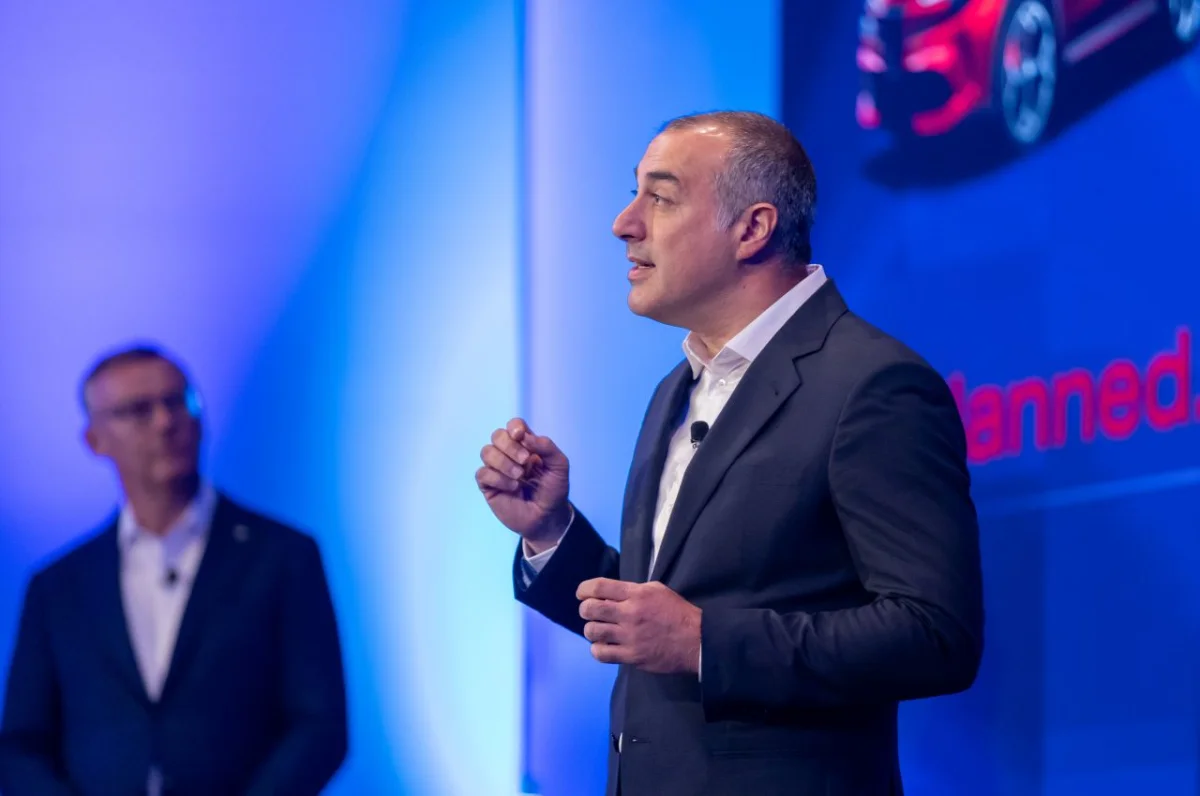 Stellantis face au casse-tête européen : Emanuele Cappellano défend une stratégie de flexibilité
