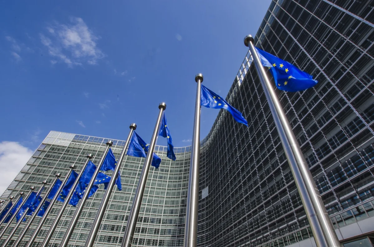 Renaut, Stellantis et Volkswagen unissent leurs voix pour infléchir le "Made in Europe"