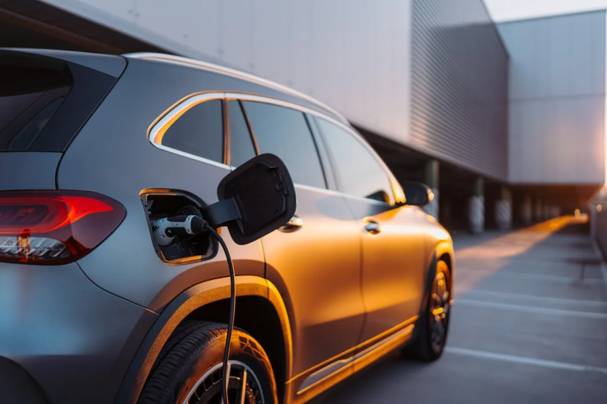 L'automobile se transforme en un "luxe indispensable", selon Aramisauto
