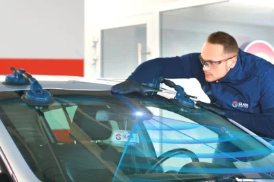 Guerre du pare-brise : Glass Express contre-attaque