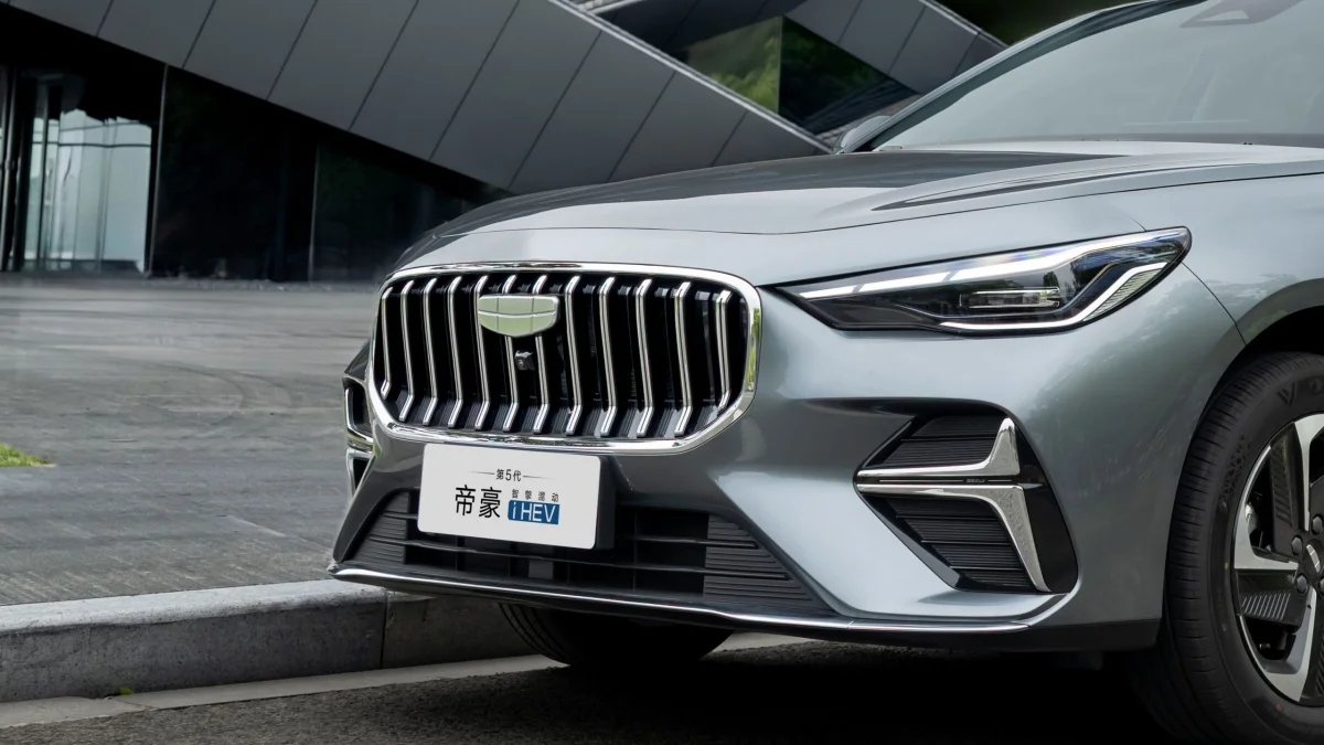 Geely, premier groupe chinois à exporter ses voitures au Canada
