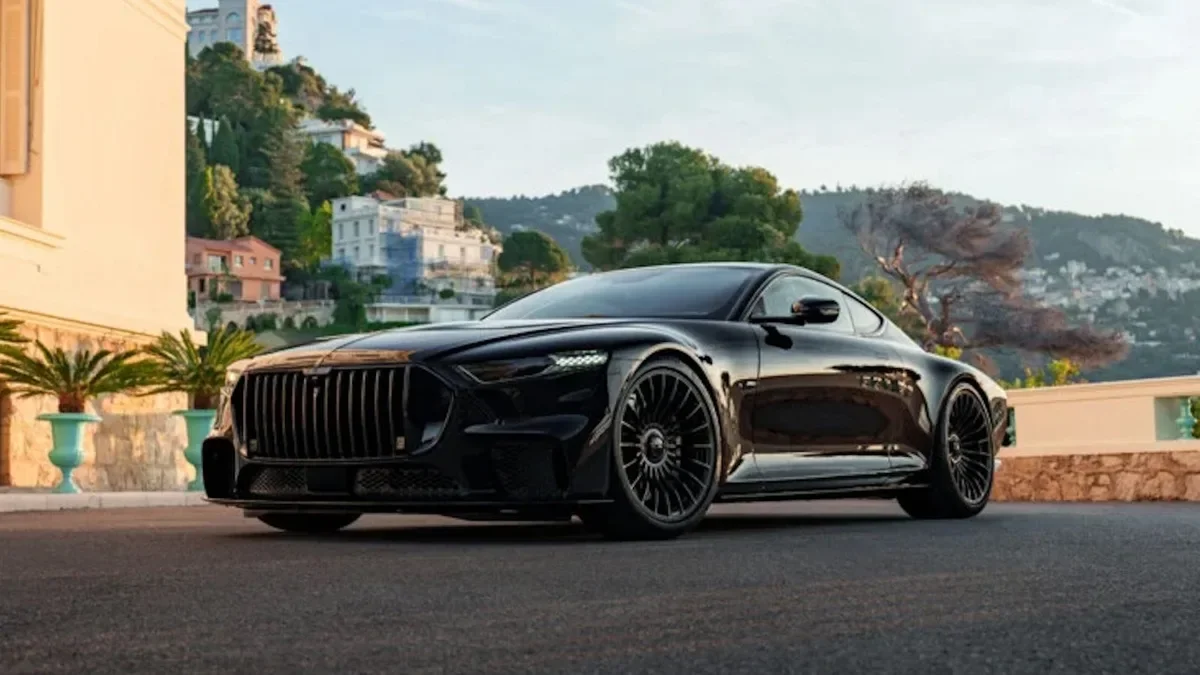 Brabus Bodo : 986 chevaux et 359 km/h pour honorer son fondateur