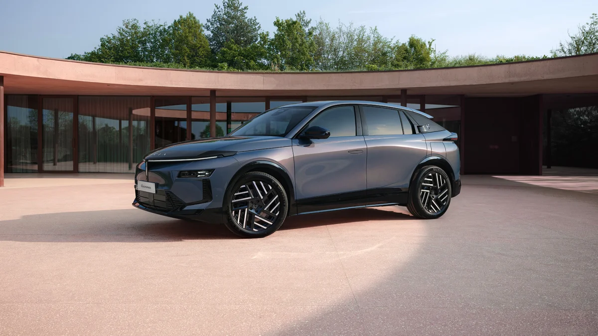 Nouvelle Lancia Gamma : entre Peugeot 3008 et DS N°7