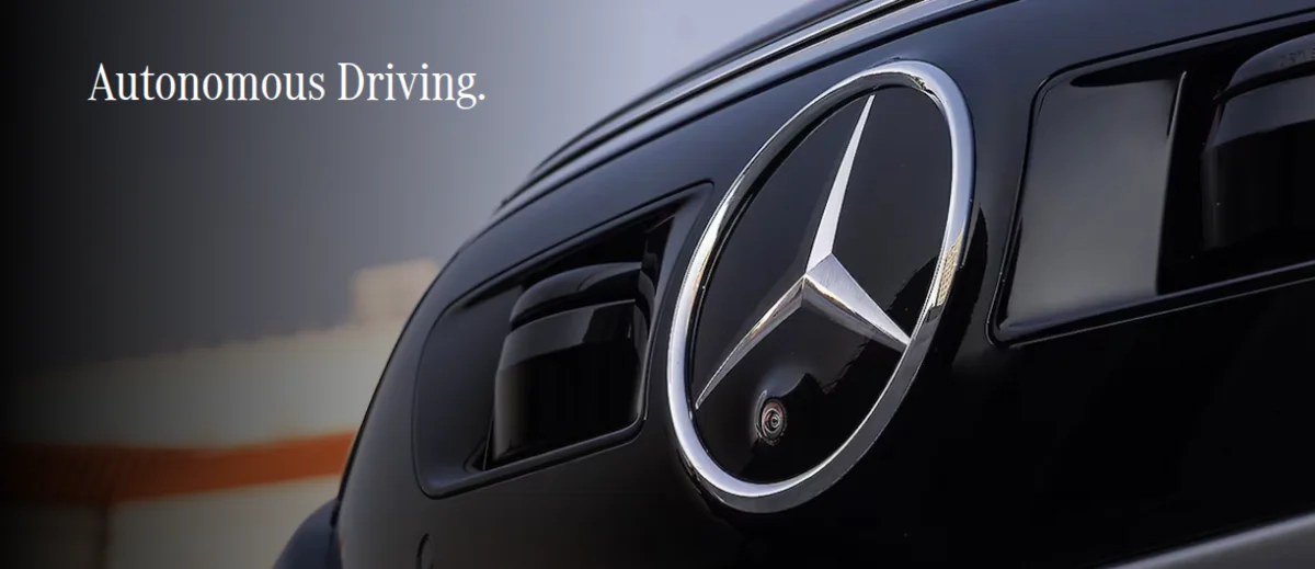 Mercedes accélère la conduite autonome en ville