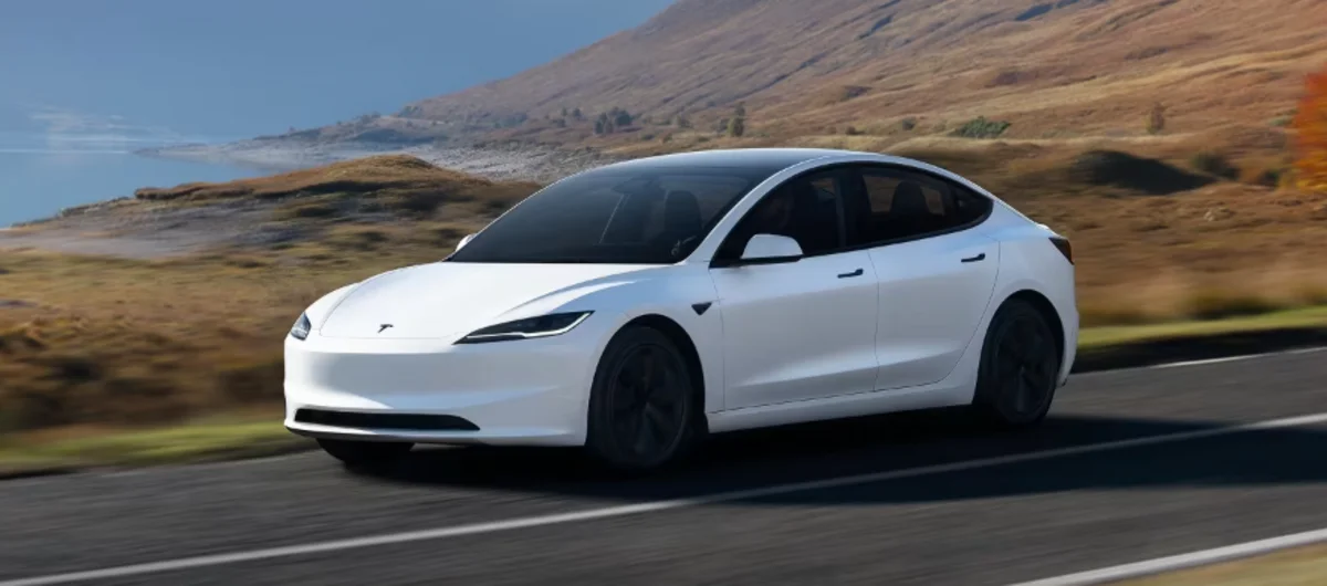 Tesla recrute en Chine pour sa conduite autonome