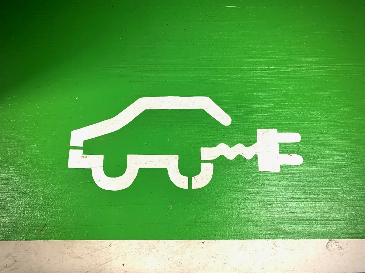 E. Leclerc lance la guerre des prix de la recharge électrique ! Le consommateur en profite.