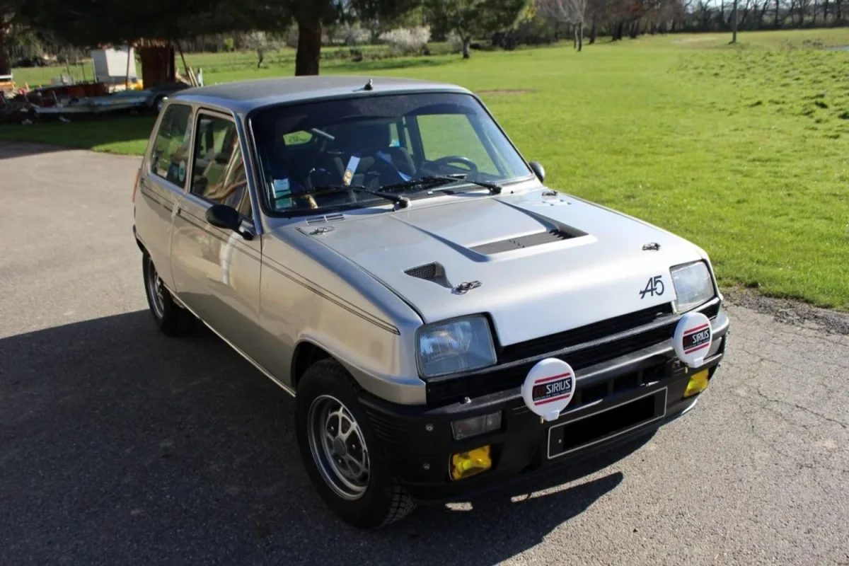 Renault 5 Alpine Coupe de France 1976 à vendre : une rarissime préparation Groupe 2 restaurée