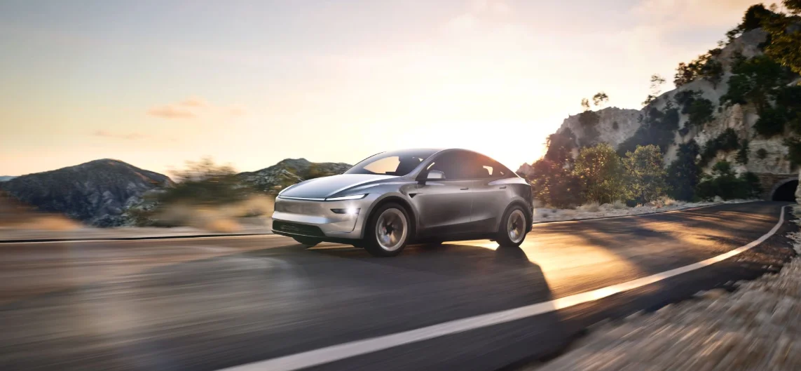 Tesla rachète des Model 3 et Model Y non conformes