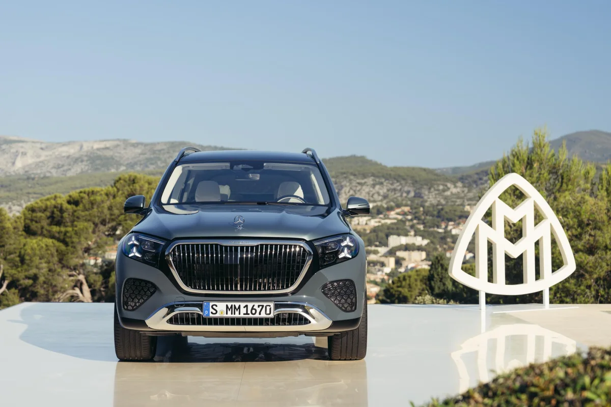 Mercedes-Maybach GLS 2026 : design revu, V8 électrifié et nouvelles technologies