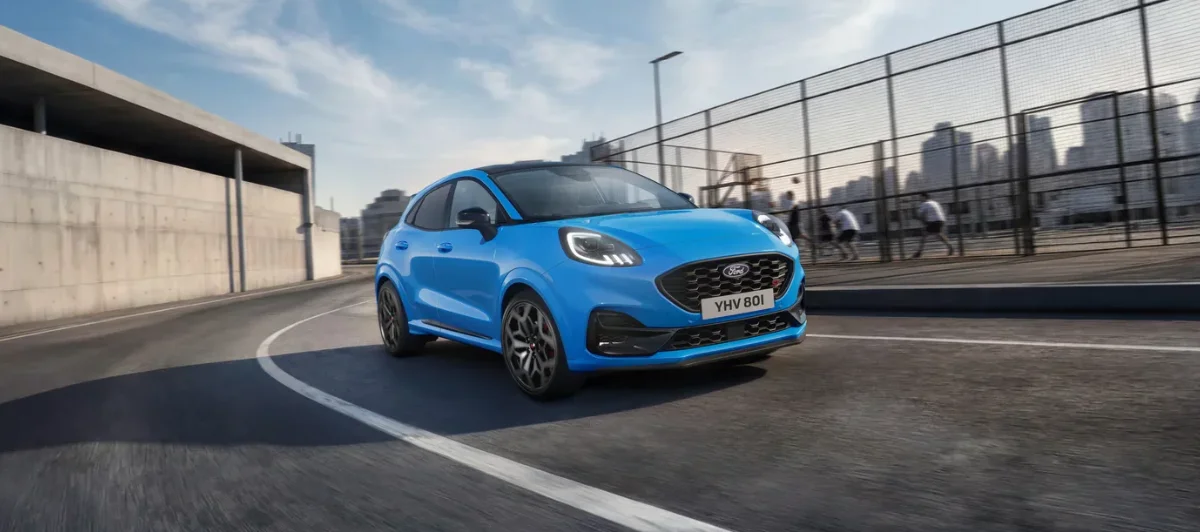 Ford imagine un stationnement à distance par smartphone