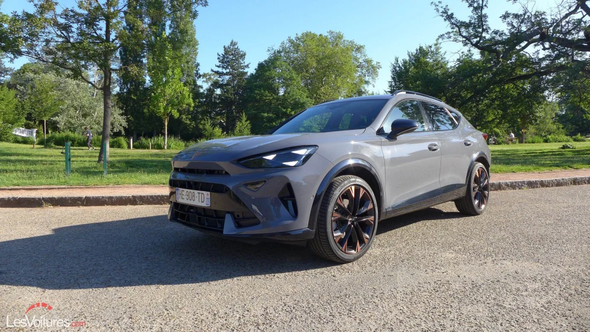 Cupra Formentor V 1.5 eTSI Hybrid 150 : l’émotion mécanique face au quotidien urbain
