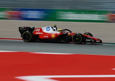 F1 – GP de Barcelone : Lewis Hamilton signe une superbe victoire