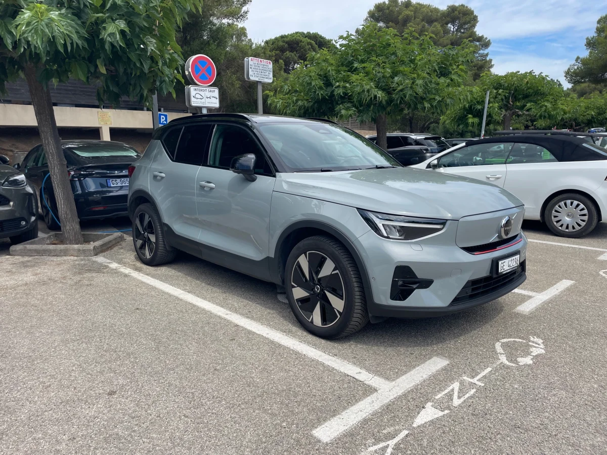 Patrick Pouyanné : il faut « acheter une voiture électrique » quand on vit en zone rurale, selon le patron de TotalEnergies