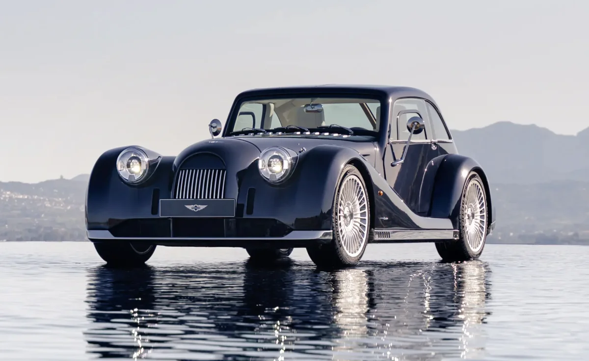 Morgan Midsummer Coupé : 9 neuf œuvres d’art roulantes qui réinventent le coachbuilding britannique