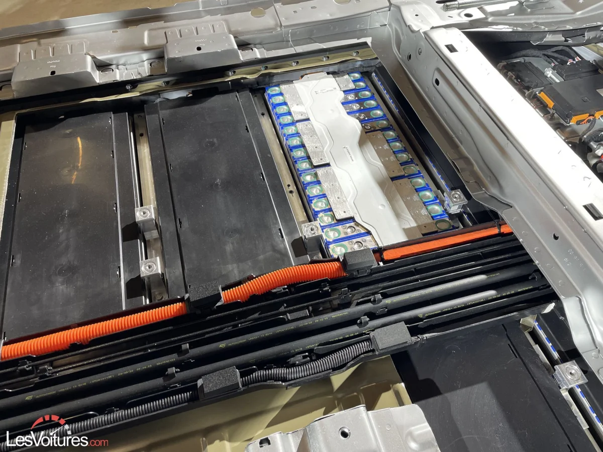 Voitures électriques : la pénurie de lithium pour les batteries pourrait commencer en 2028