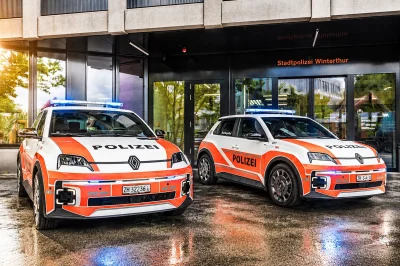 Renault 5 E-Tech électrique : la police de Winterthur mise tout sur la citadine électrique