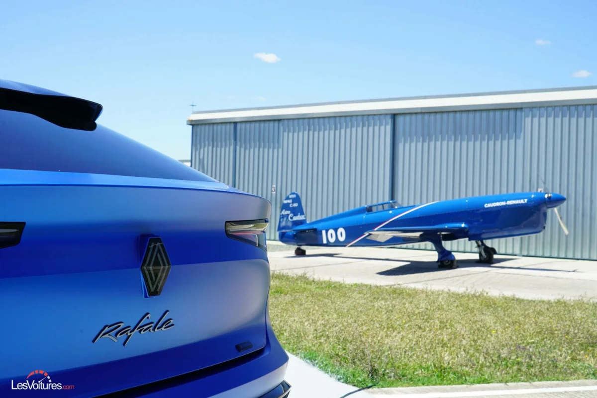 Renault Air Legend : le Caudron Rafale reprend son envol, les machines des records s’exposent au sol